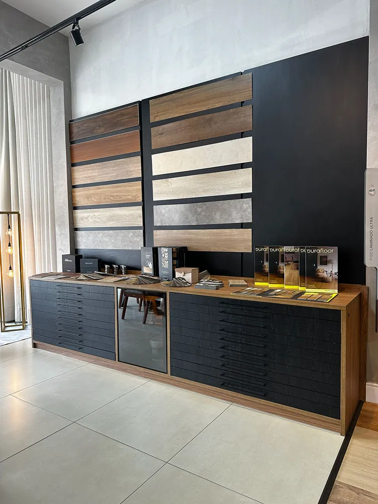 Estação de pisos Durafloor com amostras